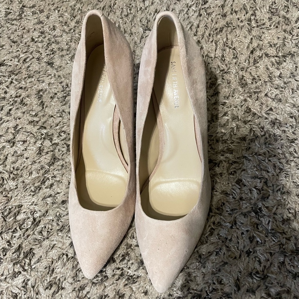 Saks Fifth Avenue ‘natural nude’ suede pumps